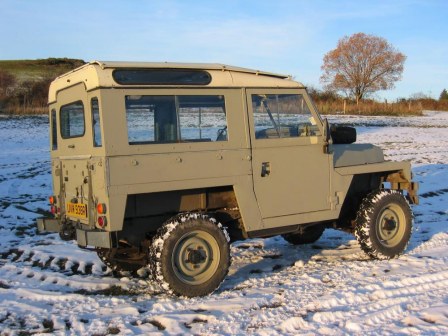 L Land Rover Lightweight